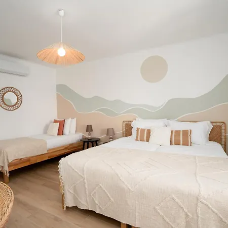 Sunset Apartment, Town Centre