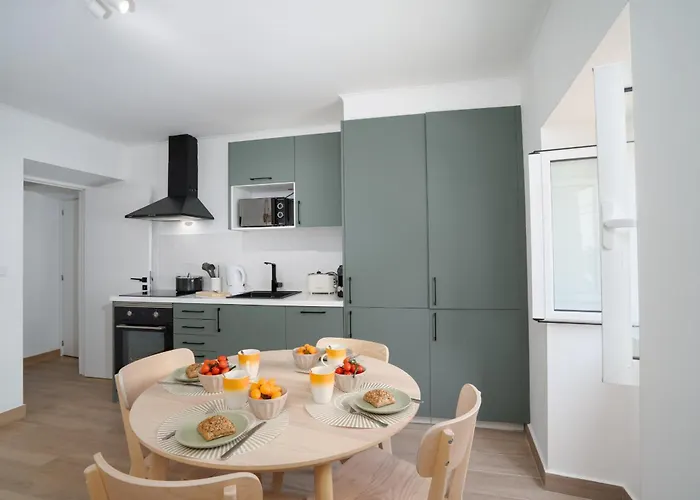 Sunset Apartment, Town Centre Апартаменты *