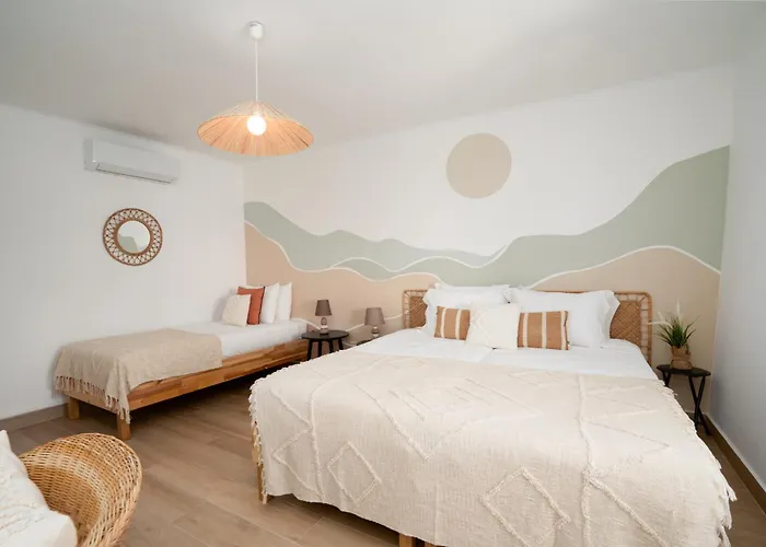 Sunset Apartment, Town Centre